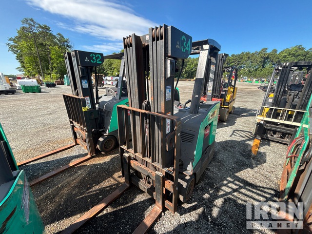 Mitsubishi FBCS14N 3000 lb Electric Forklift