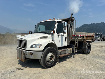 2006 Freightliner M2 4x2 ダンプトラック(S/A)