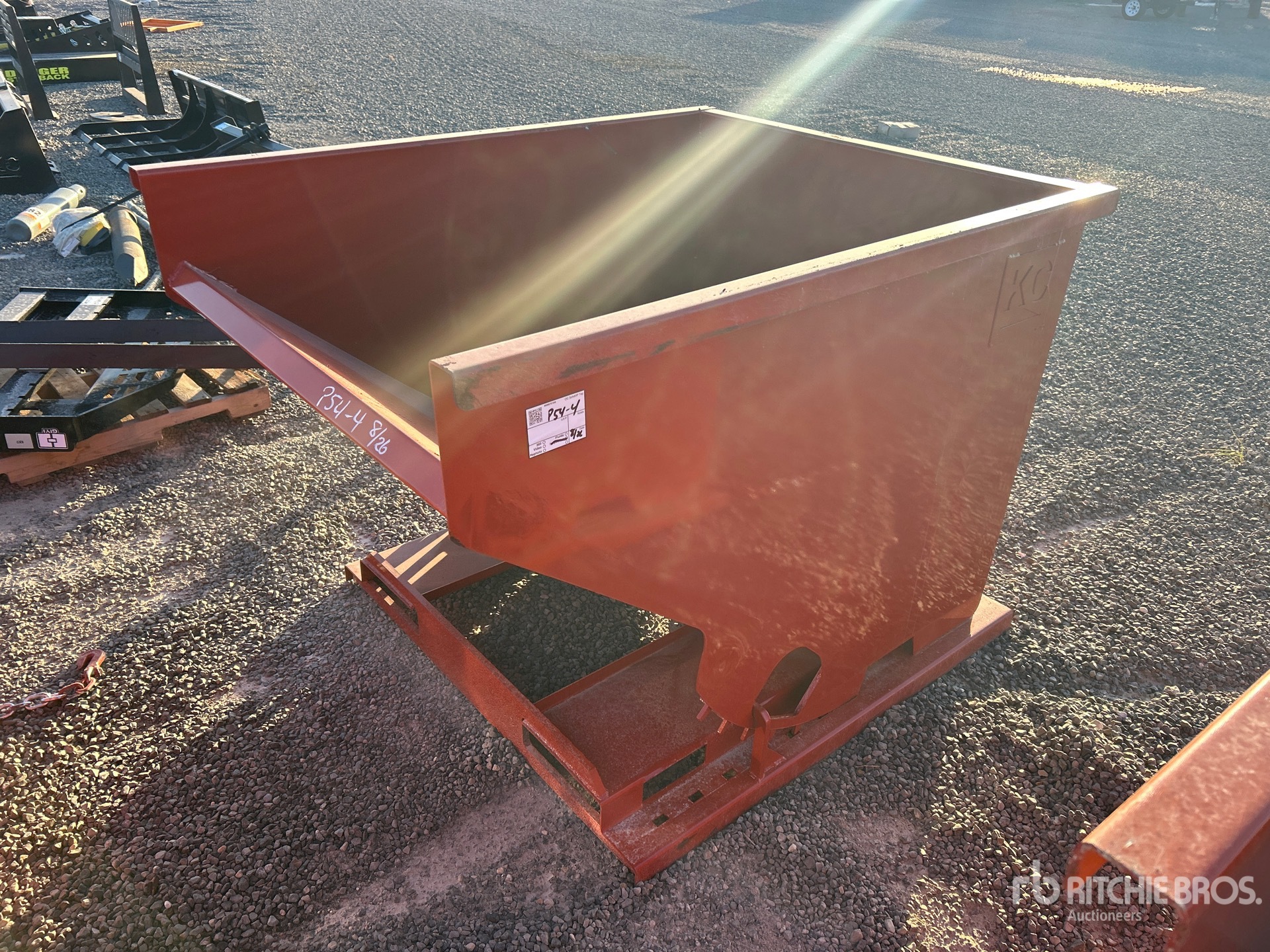 2025 Kit Containers 2YFT-SDH 5 ft 2 in 2 cyd Self-Dumping Hopper (Unused)