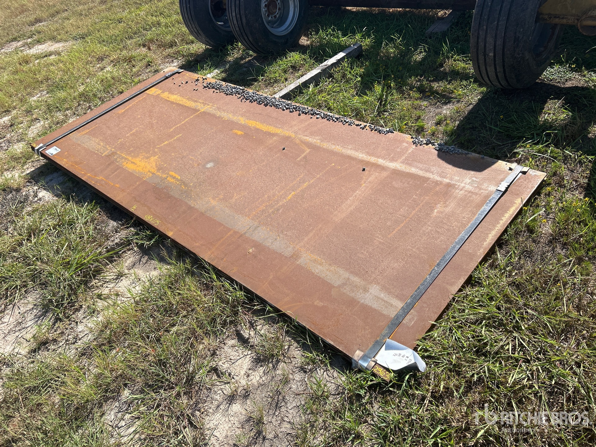Quantity of (3) 2025 Kit Containers 4 ft x 9 ft 7 in (0.5 in Thick) Road Steel Plates (Unused)