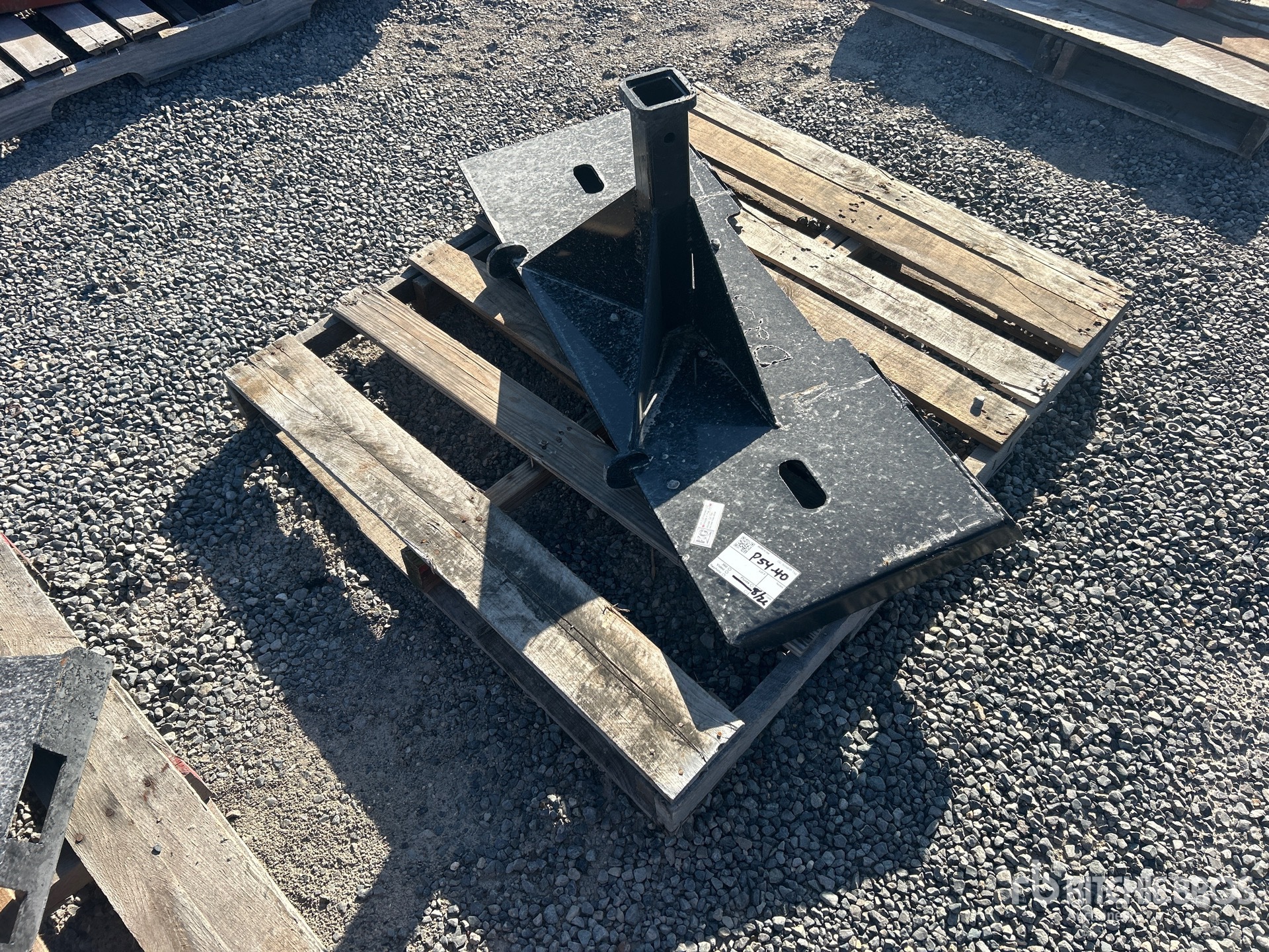 2025 Kit Containers QT-TM 2 in Skid Steer Hitch Receiver (Unused)