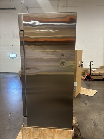 EMP-E-KB27F-HC Reach-In Freezer