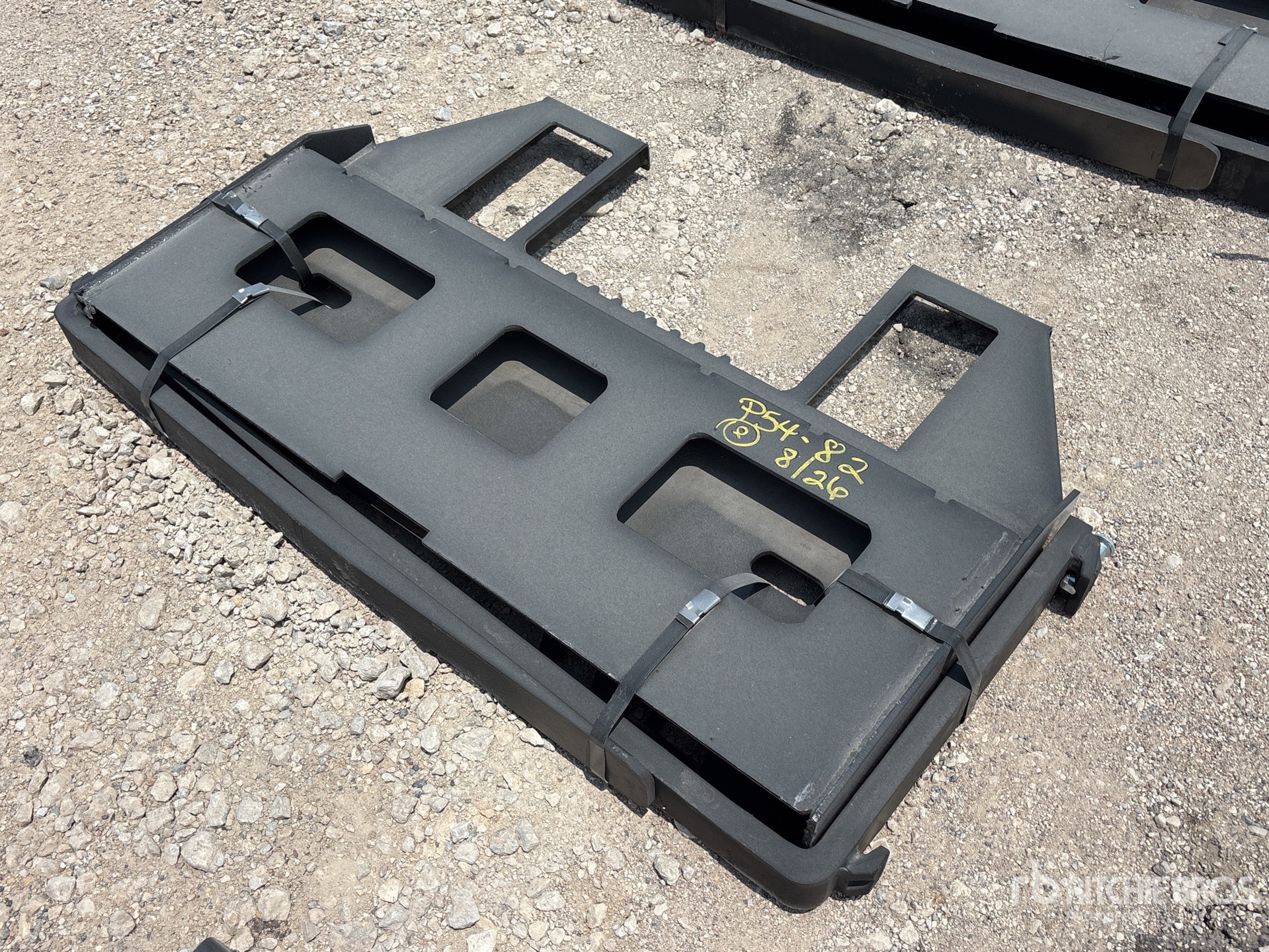 2025 Kit Containers QT-45-FF-42 42 in Skid Steer Forks (Unused)
