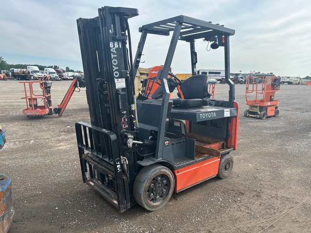 2017 Toyota 8FBCHU25 4300 lb Electric Forklift