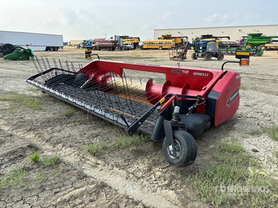 Case IH 3016 15 ft Combine Pickup Header