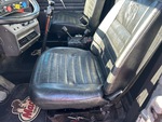 Cab with Seats/armrests