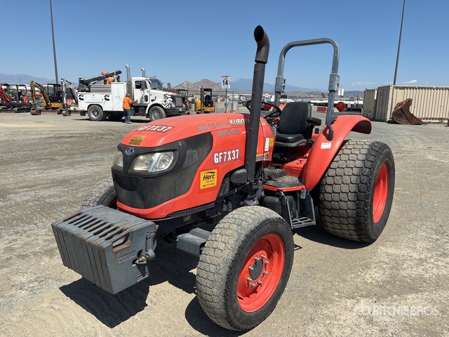 2017 Kubota M6060HD 4WD Tractor