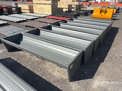 Quantity of (7) 2025 Kit Containers CF-90-V2025 Podajnik paszy dla zwierząt (Unused)