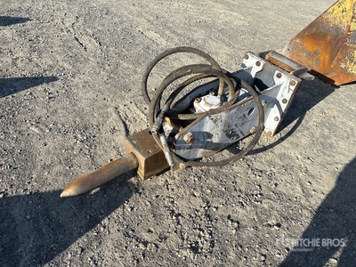 FRD F9FSPWR 72 in Hydraulic Breaker