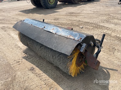 John Deere Worksite Pro 72 72 in Skid Steer Broom