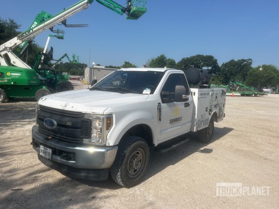 2019 Ford F-250 XL 4x4 Service Truck