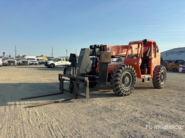 2018 SkyTrak 10054 Telehandler