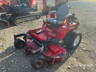 Country Clipper Boss SR1200 Zero-Turn Lawn Mower