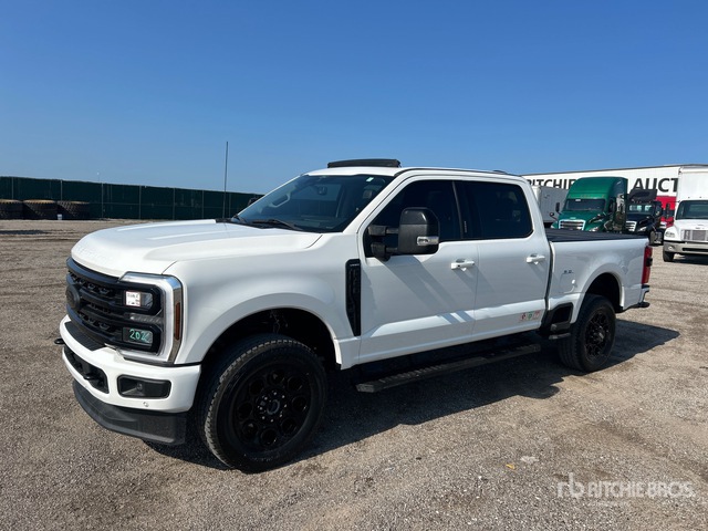 2024 Ford F-350 Lariat 4x4 Crew Cab Pickup