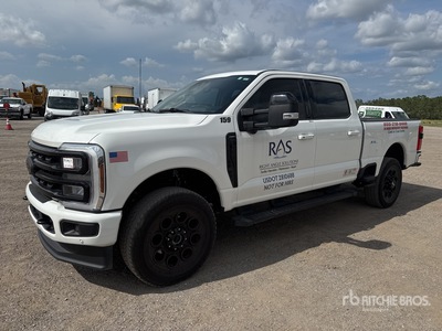2024 Ford F-350 Lariat 4x4 Crew Cab Pickup