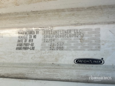 2005 Freightliner Columbia 112 T/A Day Cab Truck Tractor