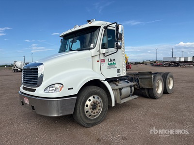 2005 Freightliner Columbia 112 6x4 トラックトラクター（T/A）