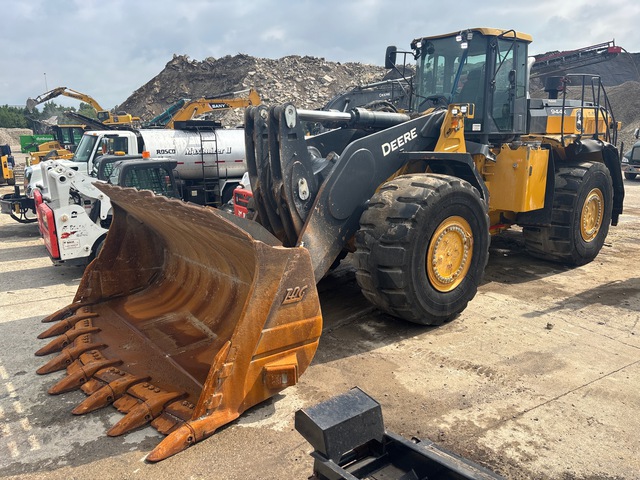 2020 John Deere 944K Wheel Loader