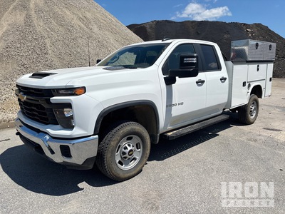 2025 Chevrolet Silverado 2500HD 4x4 Extended Cab Utility Truck
