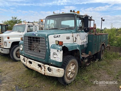 1985 Ford LN8000 4x2 Utility Truck