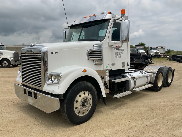 2020 Freightliner 122SD 6x4 T/A Day Cab Truck Tractor
