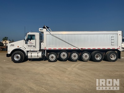 2018 Kenworth T800 6x4 شاحنة قلابة -خمس محاور