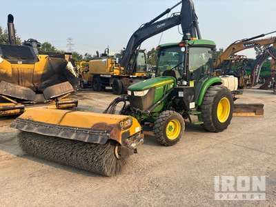 2021 John Deere 4052R 4WD Utility Tractor