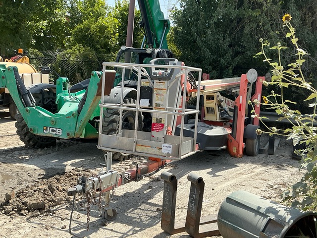 2008 JLG T500 Towable Lift