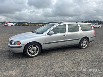 2001 Volvo V70 Station Wagon