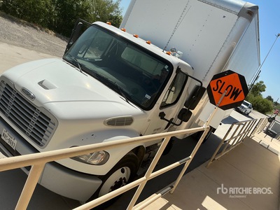 2016 Freightliner Cascadia 125 Van Truck