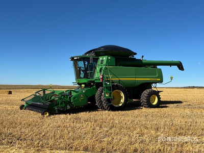 John Deere 9770 Combine Harvester