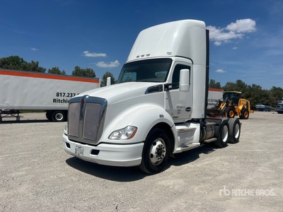2017 Kenworth T680 6x4 T/A Dagcabine Trekker