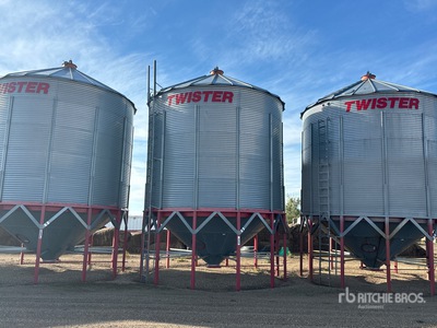 Twister +/- 4650 bu 5 Ring Hopper Grain Bin