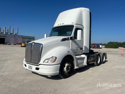 2017 Kenworth T680 6x4 T/A Dagcabine Trekker
