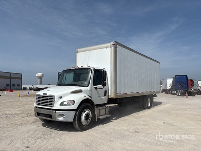 2015 Freightliner M2 106 4x2 Furgonetka