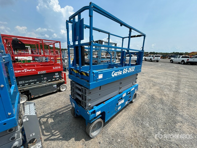 2021 Genie GS-2632 Scissor Lift