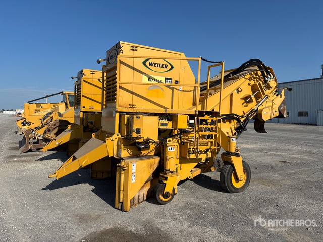 2021 Weiler E550C Windrow Elevator