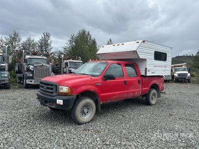 2000 Ford F-350 4x4 Crew Cab Unité MTC