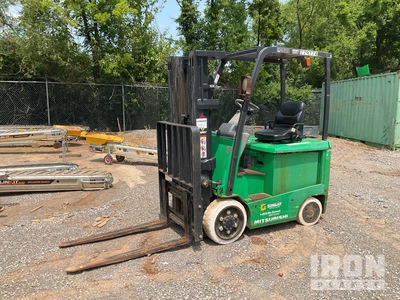 2015 Mitsubishi FBC25N 4450 lb Carretilla Elevadora Eléctrica