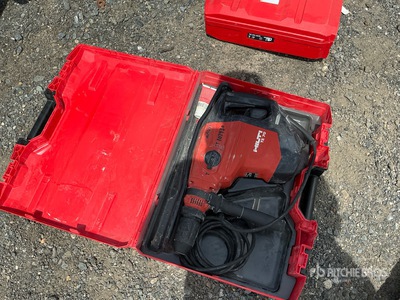 2022 Hilti TE70-AVR Rotary Hammer