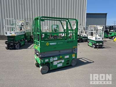 2015 Genie GS-1530 Electric Scissor Lift