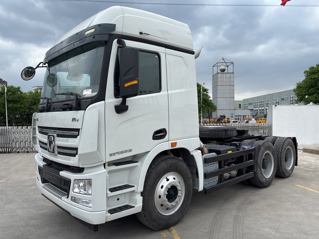 2024 XCMG XGA4253D5WC 6x4 Sleeper Truck Tractor (Unused)