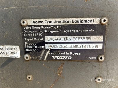 2018 Volvo ECR355EL Tracked Excavator