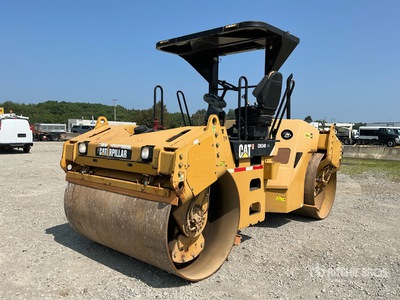 2009 Cat CB-534D XW Double Drum Roller
