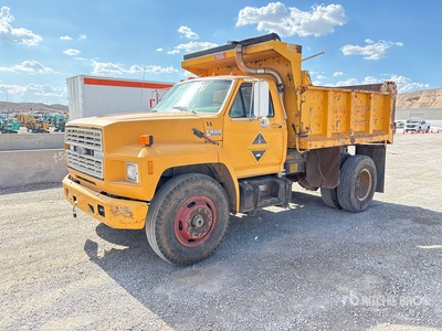 1991 Ford F800 4x2 S/A Dump Truck