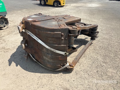 Clamshell Bucket
