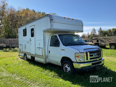 2009 Ford E-450 Econoline Mobile Chemical Laboratory