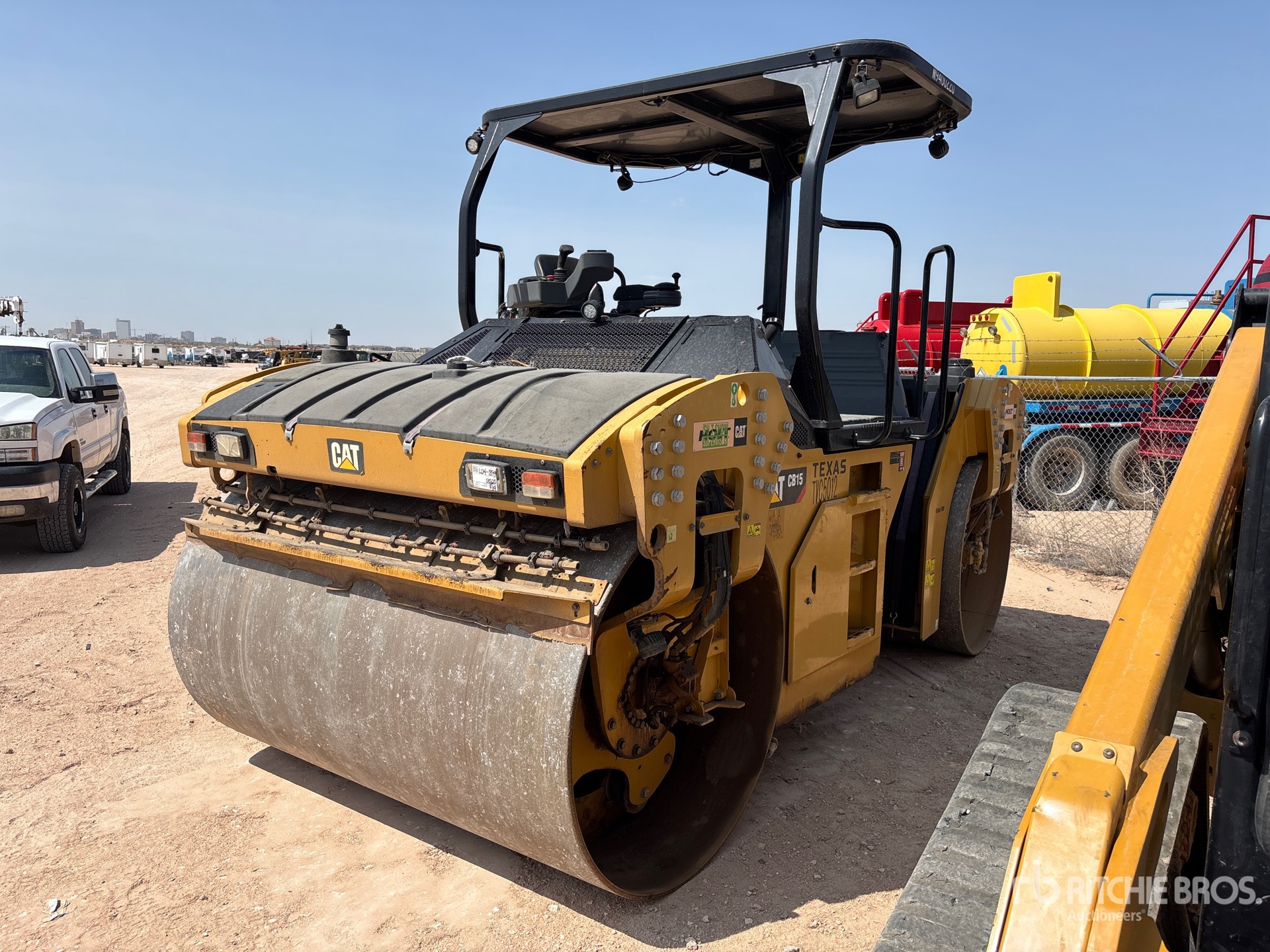 2019 Cat CB15 Double Drum Roller