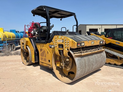 2019 Cat CB15 Compacteur  double bille
