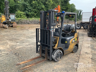 2020 Cat 2C5000 4750 lb Cushion Tire Forklift